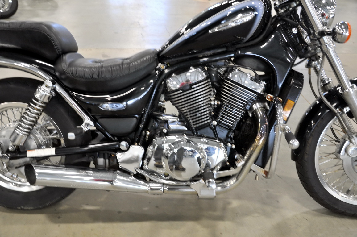 Купить мотоцикл Suzuki Intruder800 2002 фото 14